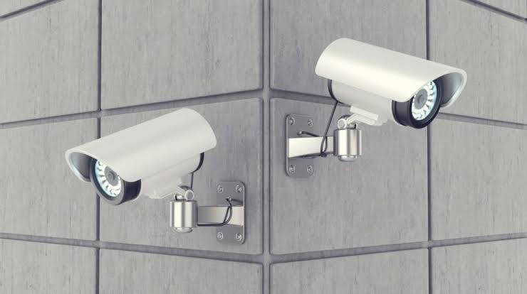 تصمیم‌گیری بین سیستم IP و آنالوگ